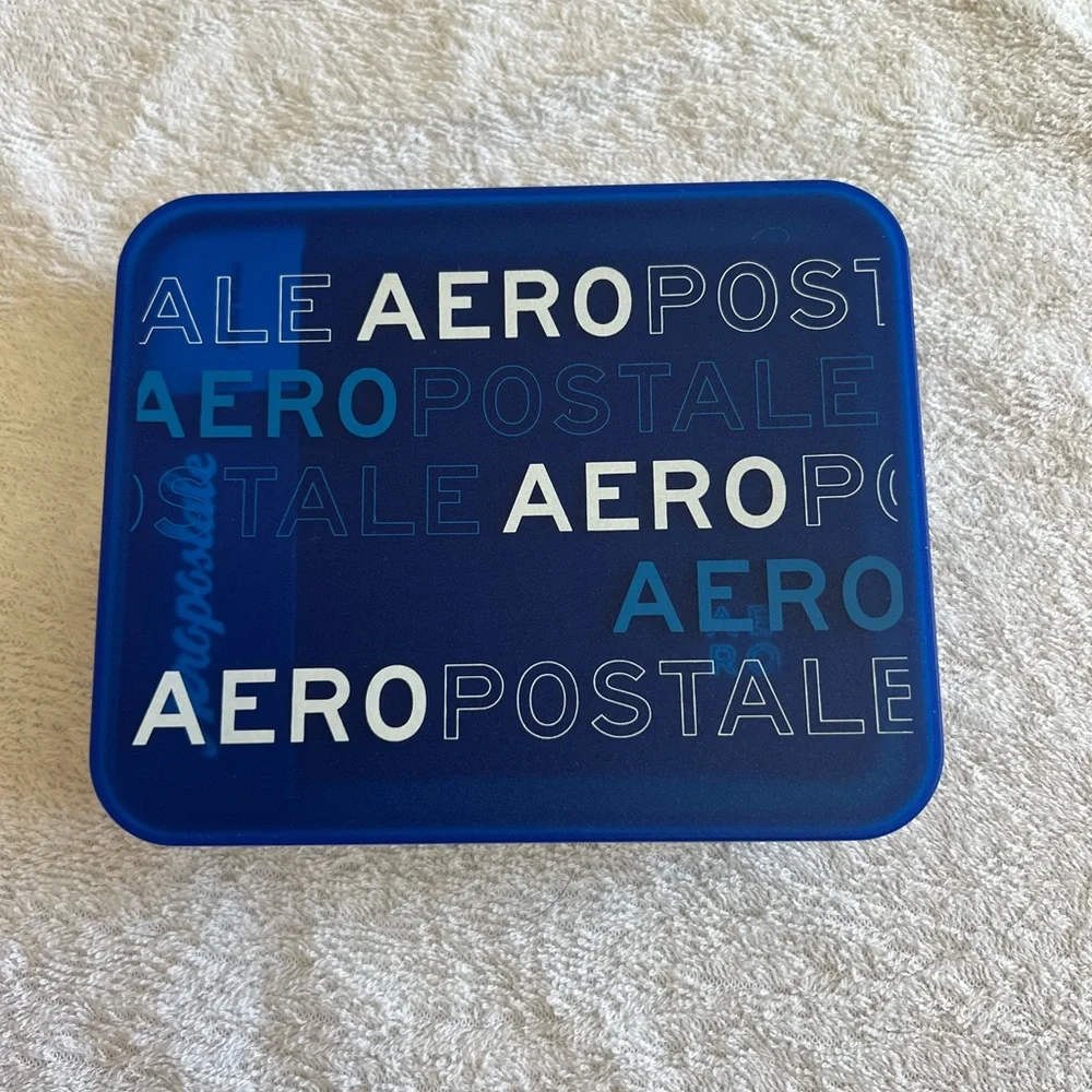 Aeropostale Mens Bifold Wallet New In Box Back Pocket Style
